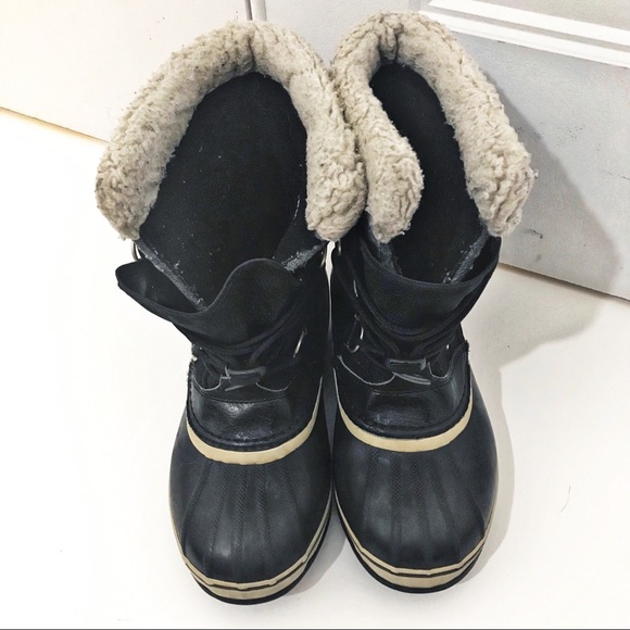 Sorel youth winter boots Sz 7 - Picture 2 of 10